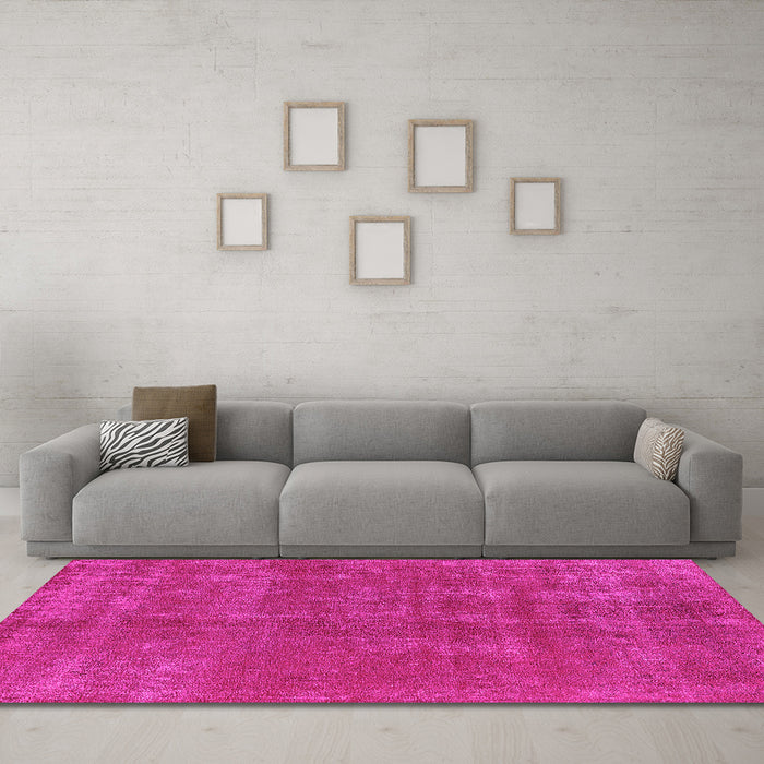 Machine Washable Oriental Pink Industrial Rug in a Living Room, wshurb2258pnk