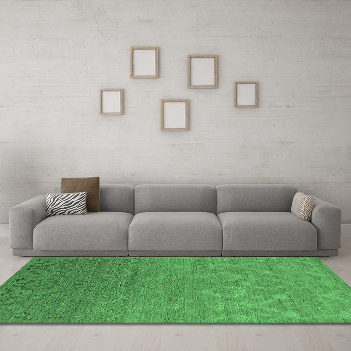 Machine Washable Oriental Emerald Green Industrial Area Rugs in a Living Room,, wshurb2274emgrn