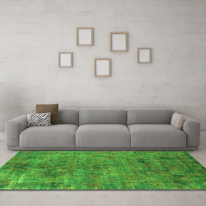 Machine Washable Oriental Green Industrial Area Rugs in a Living Room,, wshurb2275grn