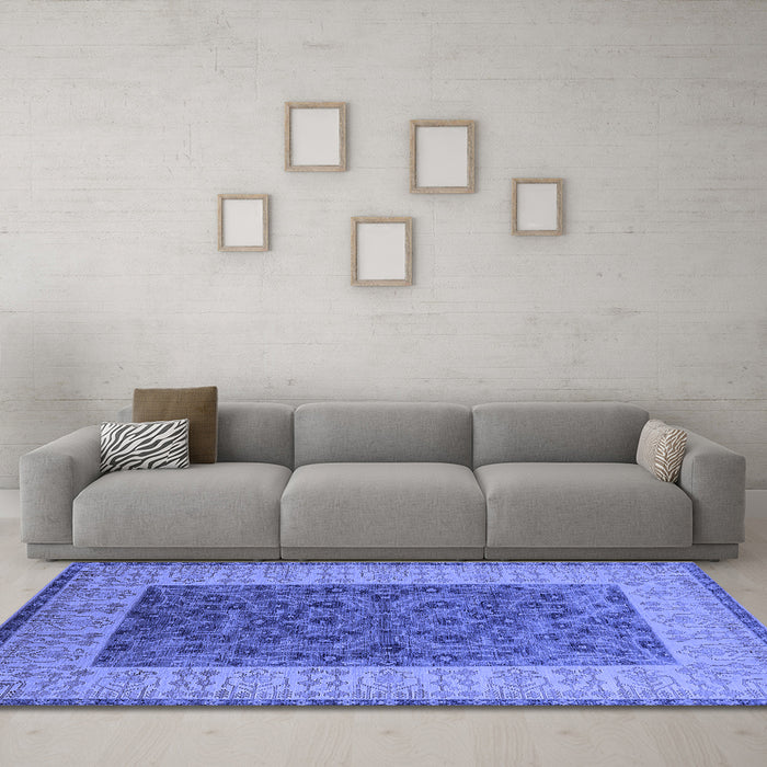 Machine Washable Oriental Blue Industrial Rug in a Living Room, wshurb2276blu