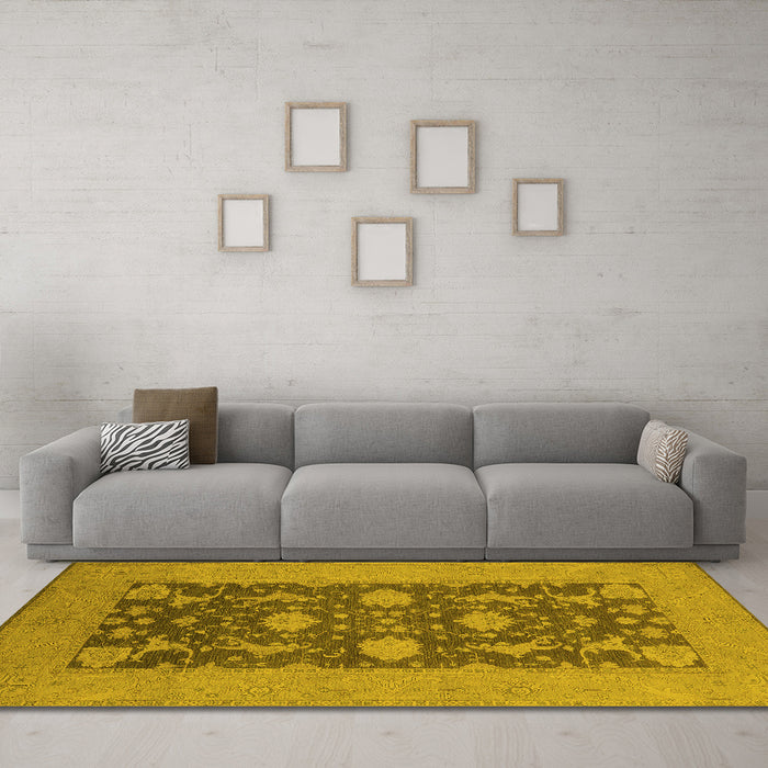 Machine Washable Oriental Yellow Industrial Rug in a Living Room, wshurb2277yw