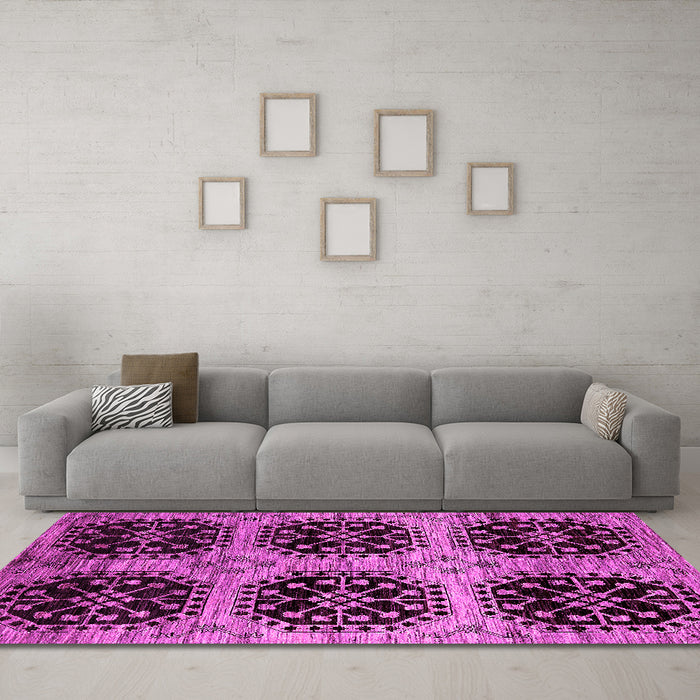 Machine Washable Oriental Pink Industrial Rug in a Living Room, wshurb2279pnk