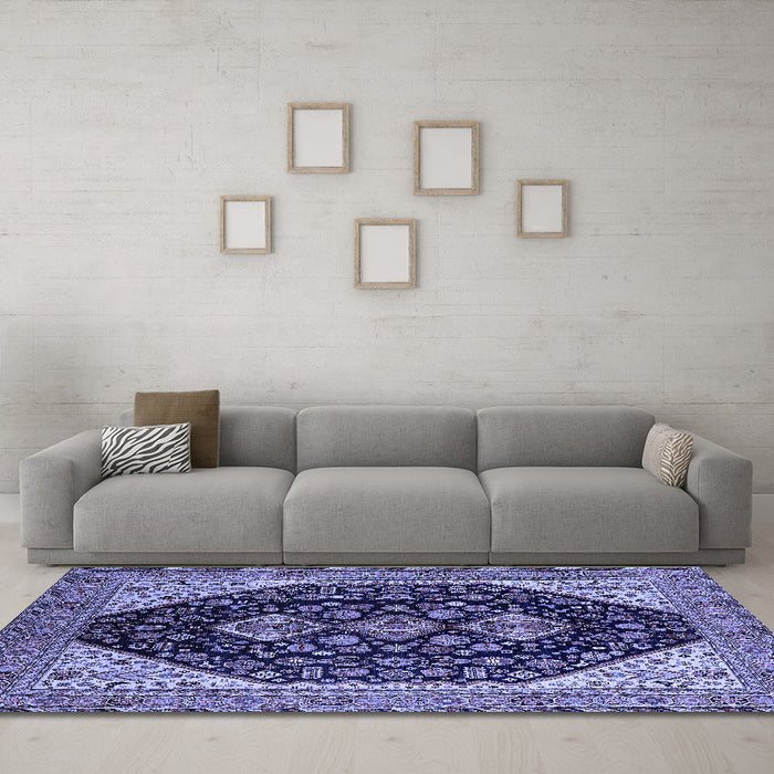 Machine Washable Oriental Blue Industrial Rug in a Living Room, wshurb2282blu