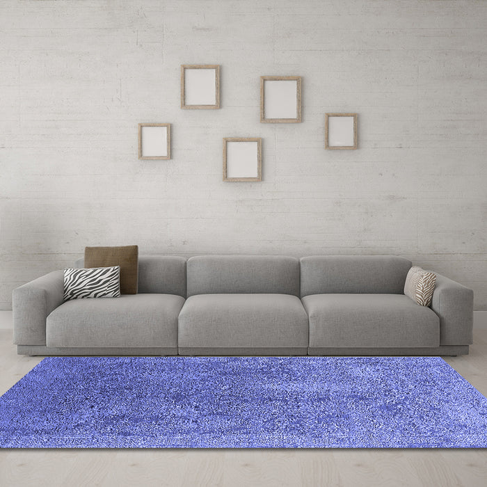 Machine Washable Oriental Blue Industrial Rug in a Living Room, wshurb2284blu
