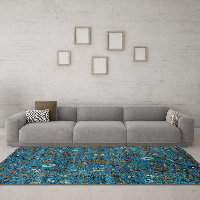 Machine Washable Oriental Light Blue Traditional Rug in a Living Room, wshurb2285lblu