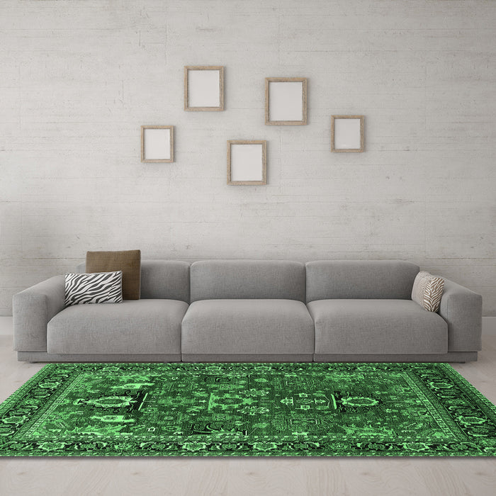 Machine Washable Oriental Emerald Green Industrial Area Rugs in a Living Room,, wshurb2288emgrn