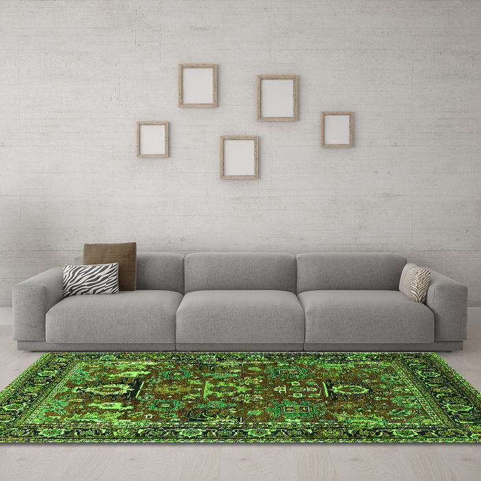 Machine Washable Oriental Green Industrial Area Rugs in a Living Room,, wshurb2288grn
