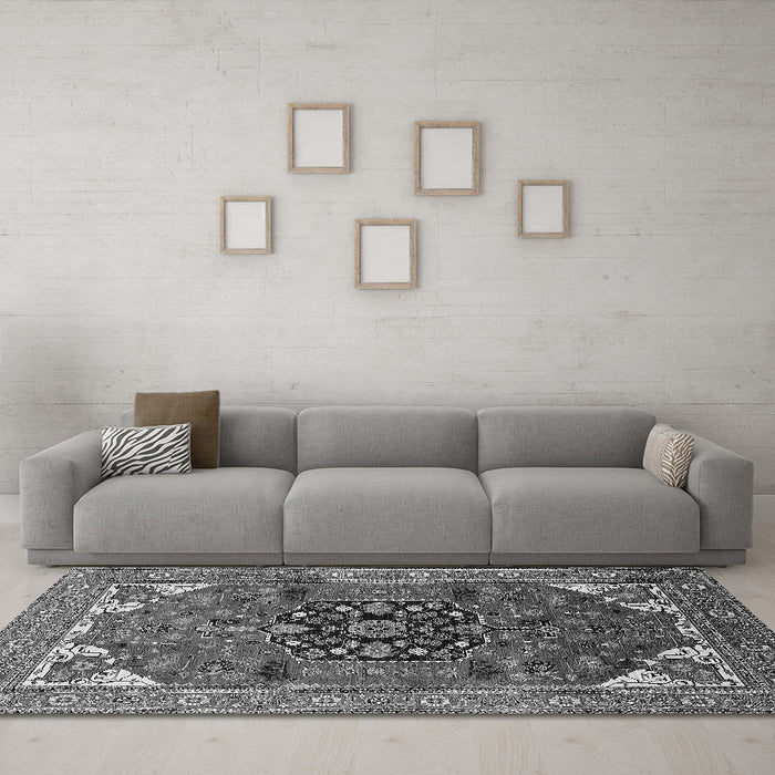 Machine Washable Persian Gray Traditional Rug in a Living Room,, wshurb2290gry