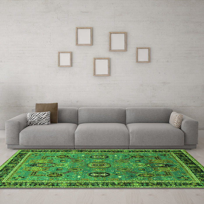 Machine Washable Oriental Green Traditional Area Rugs in a Living Room,, wshurb2292grn