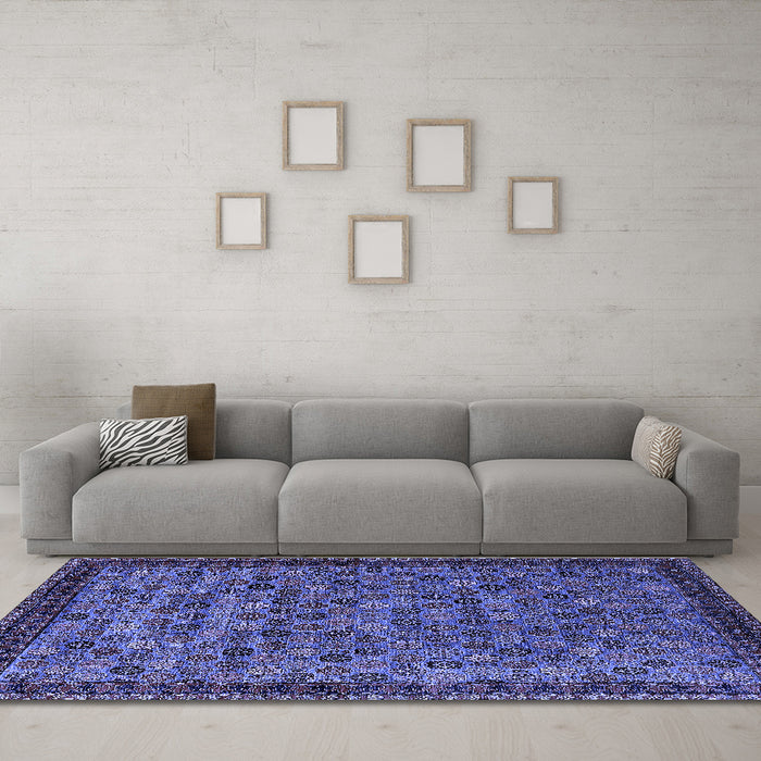 Machine Washable Oriental Blue Industrial Rug in a Living Room, wshurb2298blu