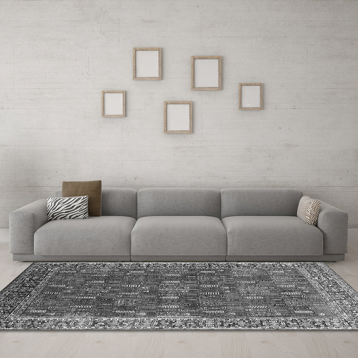 Machine Washable Oriental Gray Traditional Rug in a Living Room,, wshurb2300gry