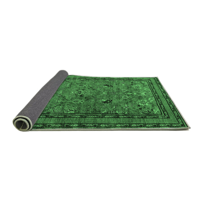 Sideview of Oriental Emerald Green Traditional Rug, urb2302emgrn
