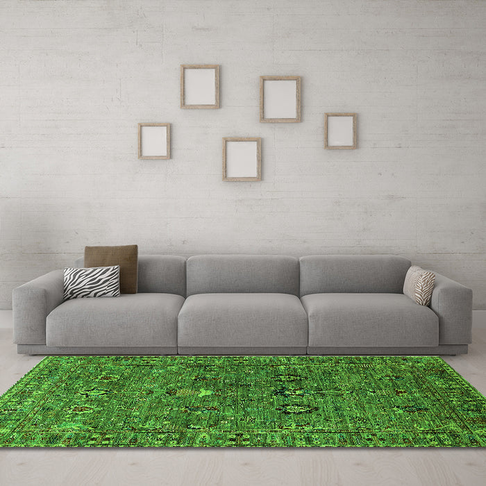 Machine Washable Oriental Green Industrial Area Rugs in a Living Room,, wshurb2303grn