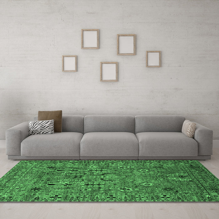 Machine Washable Oriental Emerald Green Industrial Area Rugs in a Living Room,, wshurb2304emgrn