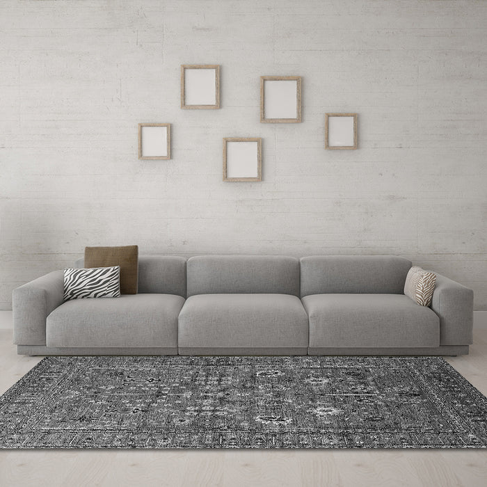 Machine Washable Oriental Gray Industrial Rug in a Living Room,, wshurb2305gry