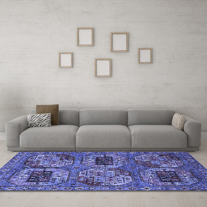 Machine Washable Oriental Blue Industrial Rug in a Living Room, wshurb2307blu