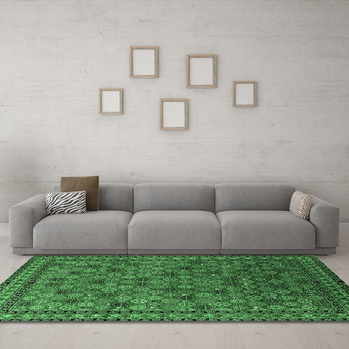 Machine Washable Oriental Emerald Green Industrial Area Rugs in a Living Room,, wshurb2308emgrn
