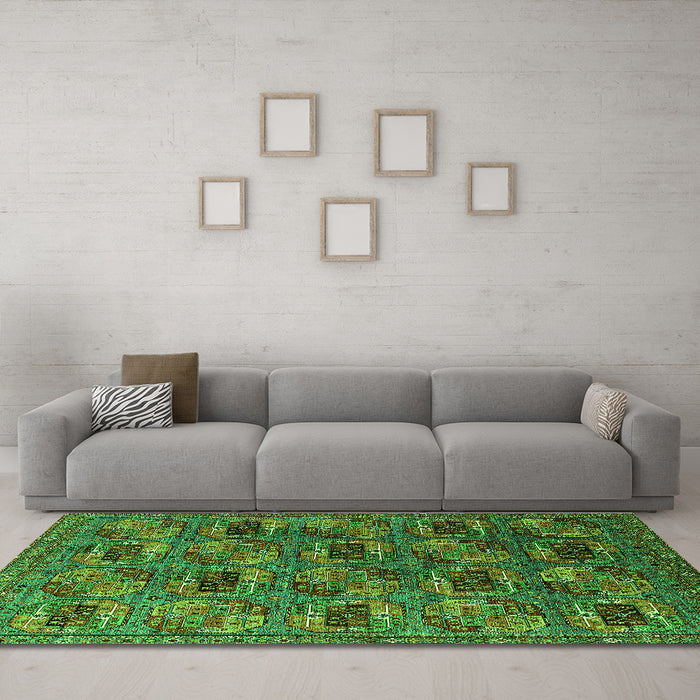 Machine Washable Oriental Green Industrial Area Rugs in a Living Room,, wshurb2309grn