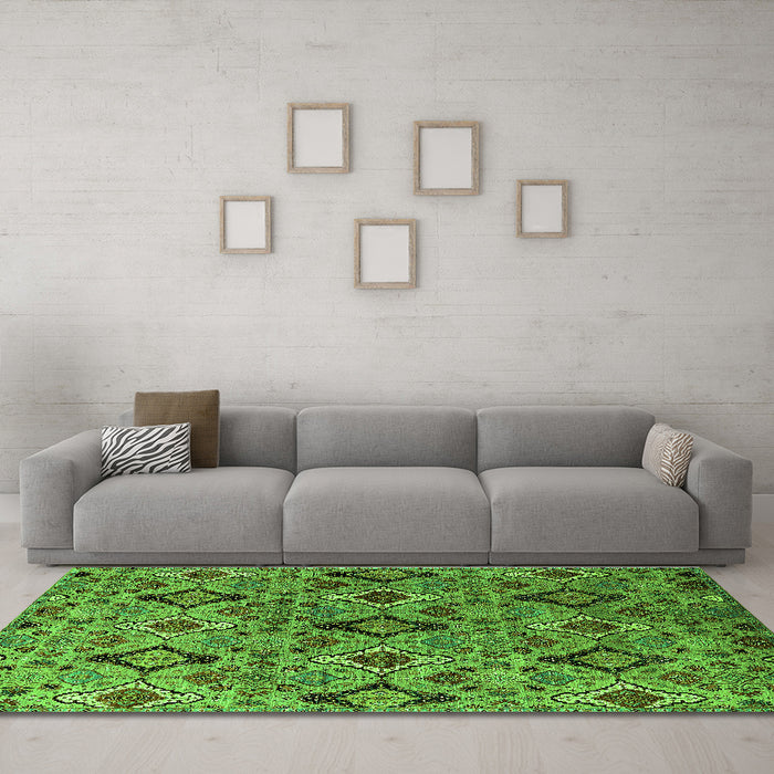 Machine Washable Oriental Green Industrial Area Rugs in a Living Room,, wshurb2312grn