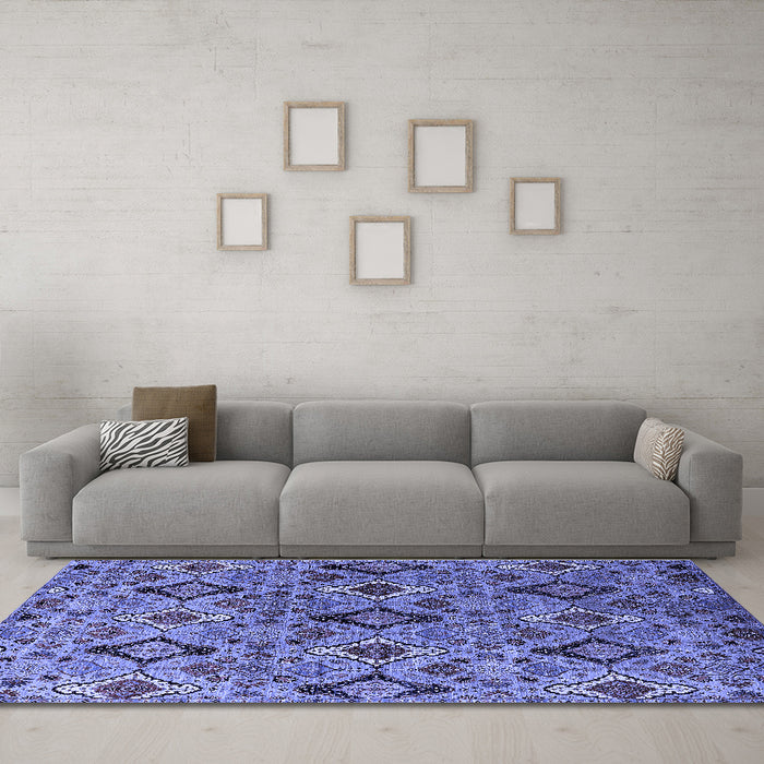 Machine Washable Oriental Blue Industrial Rug in a Living Room, wshurb2312blu