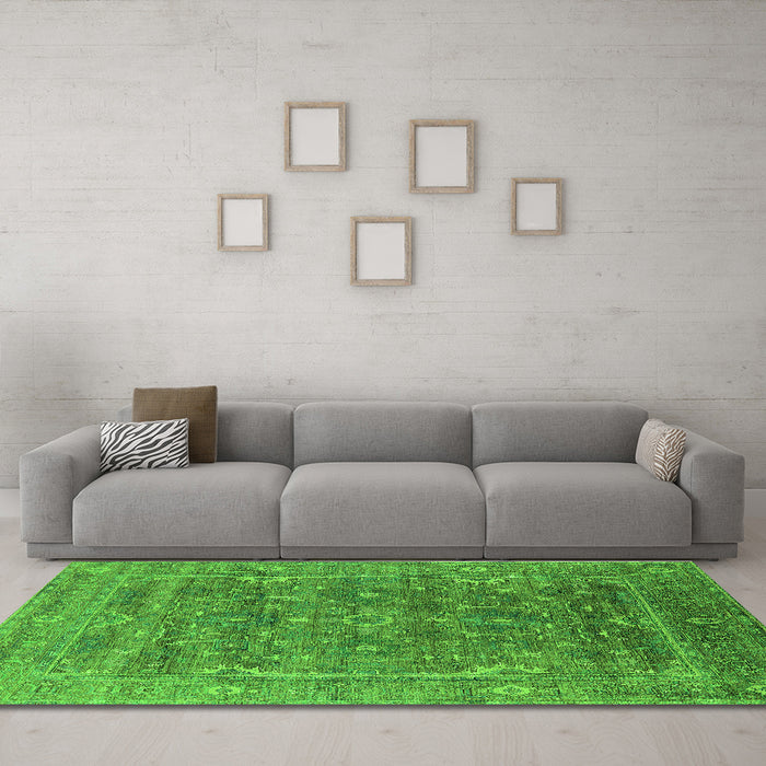 Machine Washable Oriental Green Industrial Area Rugs in a Living Room,, wshurb2314grn