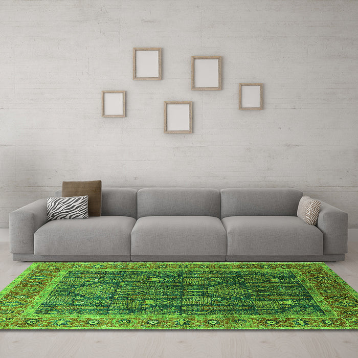 Machine Washable Oriental Green Industrial Area Rugs in a Living Room,, wshurb2316grn