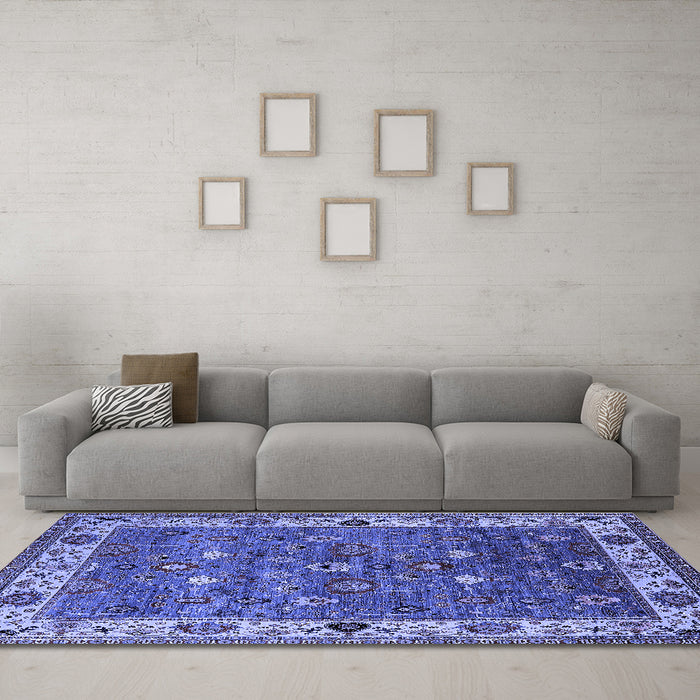 Machine Washable Oriental Blue Industrial Rug in a Living Room, wshurb2317blu