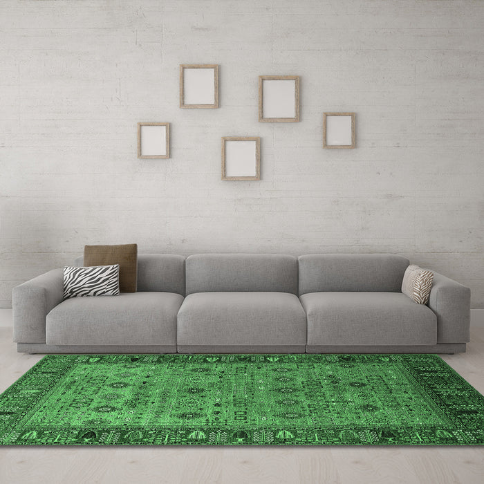 Machine Washable Oriental Emerald Green Industrial Area Rugs in a Living Room,, wshurb2324emgrn