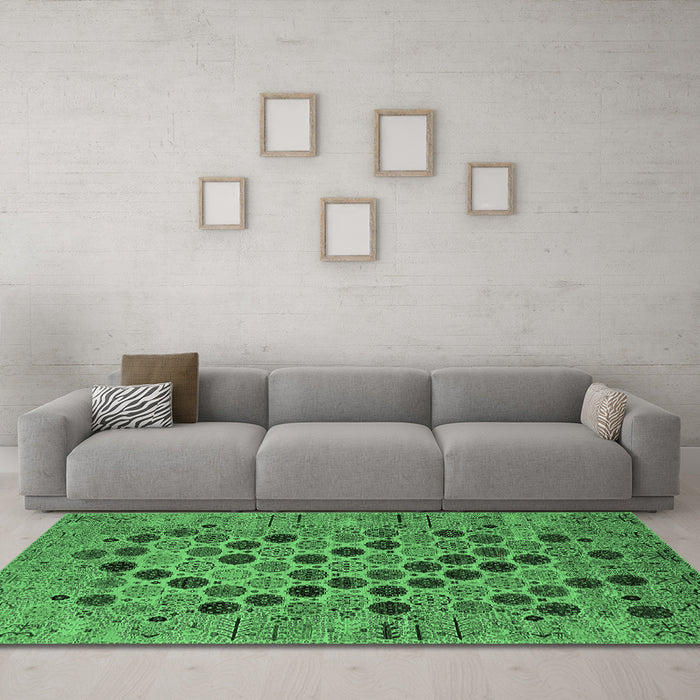 Machine Washable Oriental Emerald Green Industrial Area Rugs in a Living Room,, wshurb2332emgrn