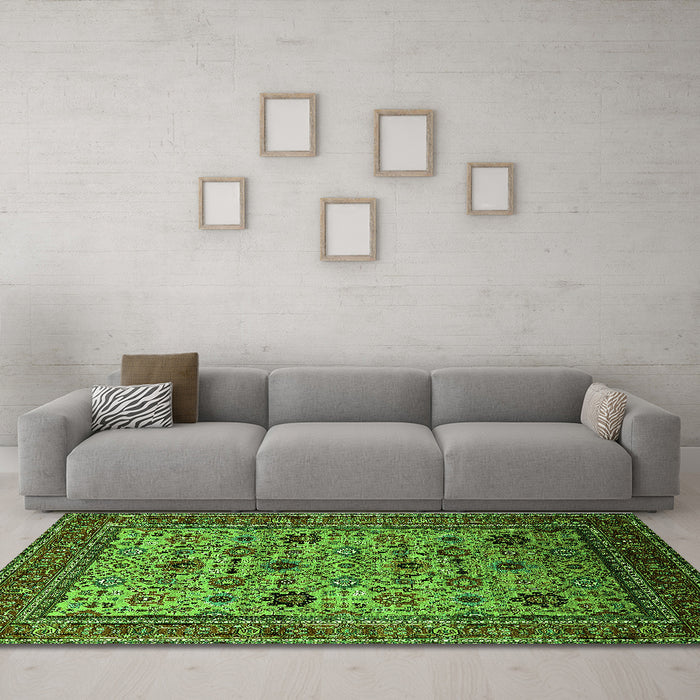 Machine Washable Oriental Green Industrial Area Rugs in a Living Room,, wshurb2335grn
