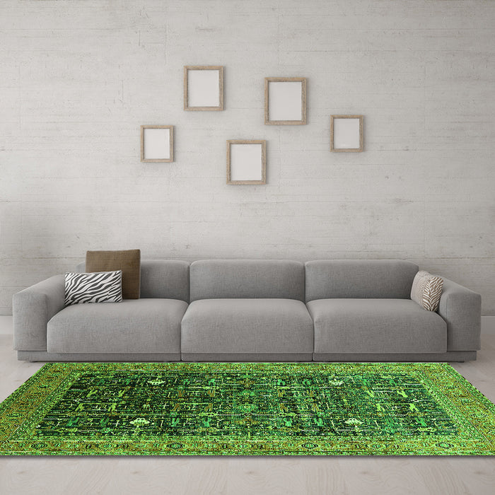 Machine Washable Oriental Green Industrial Area Rugs in a Living Room,, wshurb2337grn