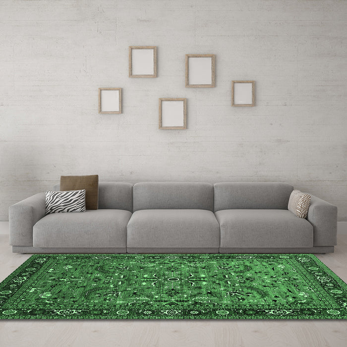 Machine Washable Oriental Emerald Green Industrial Area Rugs in a Living Room,, wshurb2340emgrn