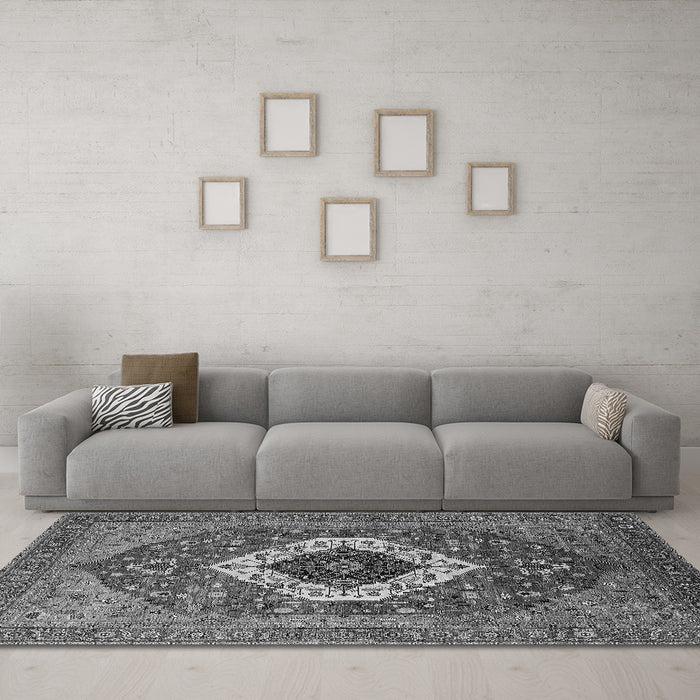 Machine Washable Persian Gray Traditional Rug in a Living Room,, wshurb2360gry