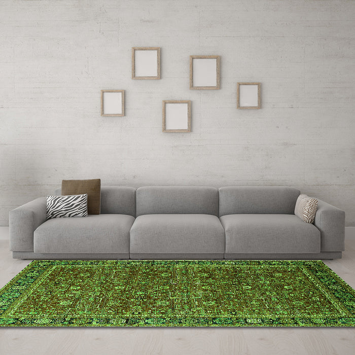 Machine Washable Oriental Green Traditional Area Rugs in a Living Room,, wshurb2367grn