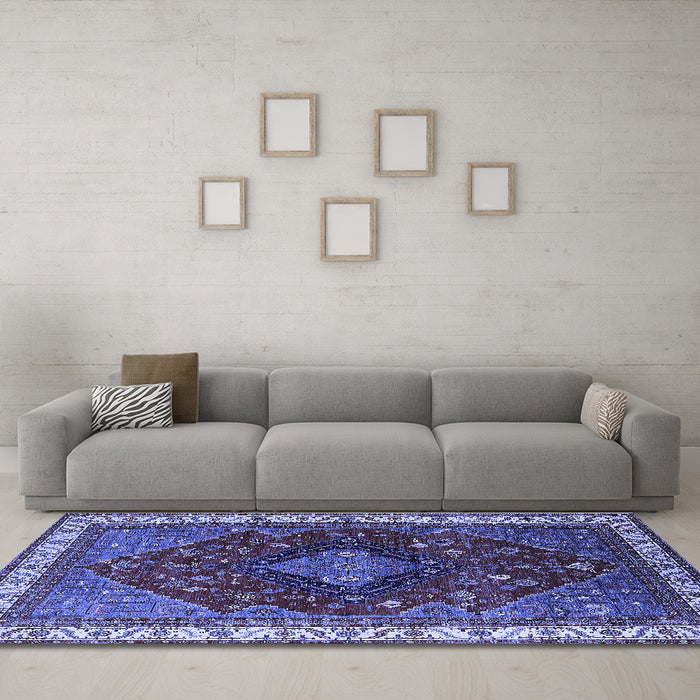 Machine Washable Persian Blue Traditional Rug in a Living Room, wshurb2371blu