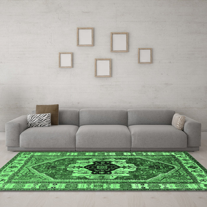Machine Washable Persian Emerald Green Traditional Area Rugs in a Living Room,, wshurb2372emgrn