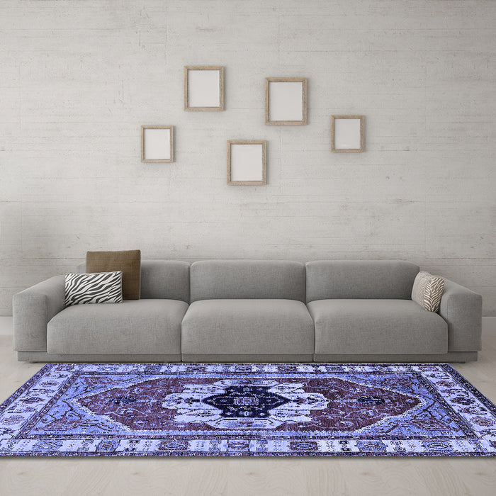 Machine Washable Persian Blue Traditional Rug in a Living Room, wshurb2372blu