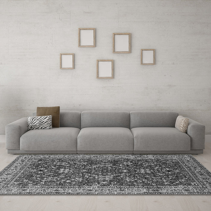 Machine Washable Oriental Gray Industrial Rug in a Living Room,, wshurb2374gry