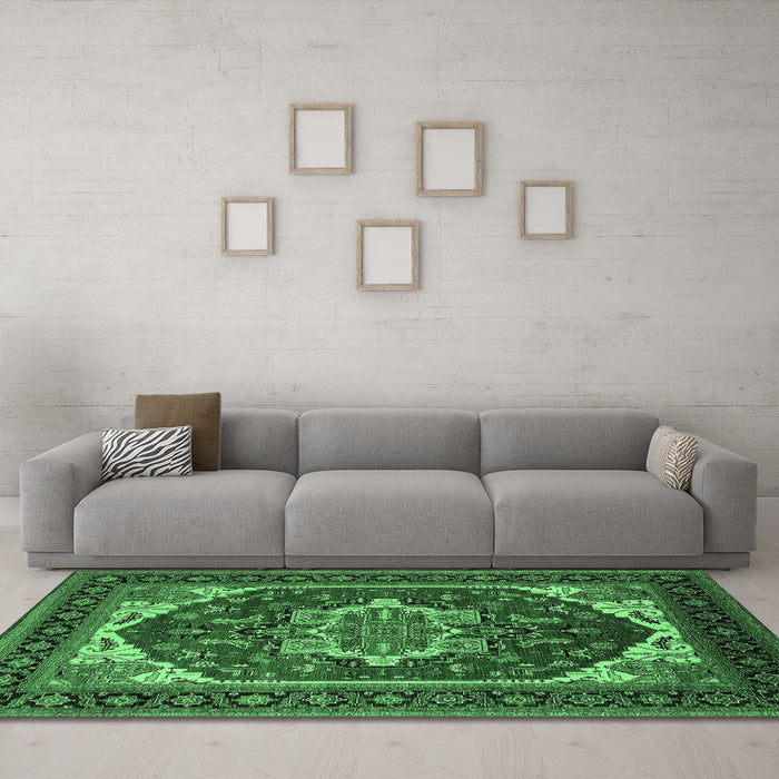 Machine Washable Oriental Emerald Green Industrial Area Rugs in a Living Room,, wshurb2377emgrn