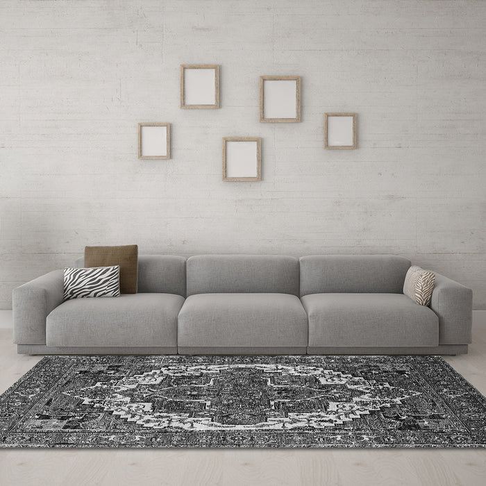 Machine Washable Oriental Gray Industrial Rug in a Living Room,, wshurb2378gry