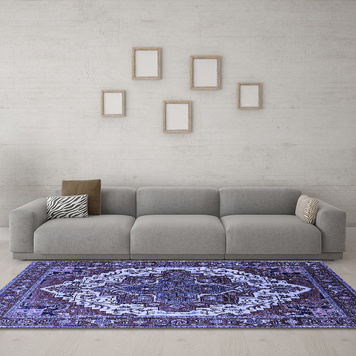 Machine Washable Oriental Blue Industrial Rug in a Living Room, wshurb2382blu