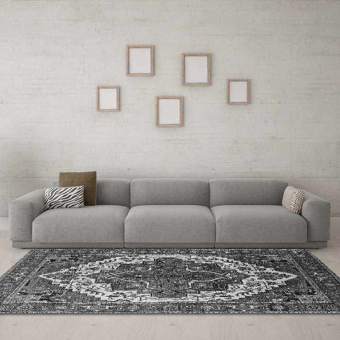 Machine Washable Oriental Gray Industrial Rug in a Living Room,, wshurb2382gry