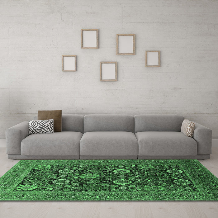 Machine Washable Oriental Emerald Green Industrial Area Rugs in a Living Room,, wshurb2383emgrn
