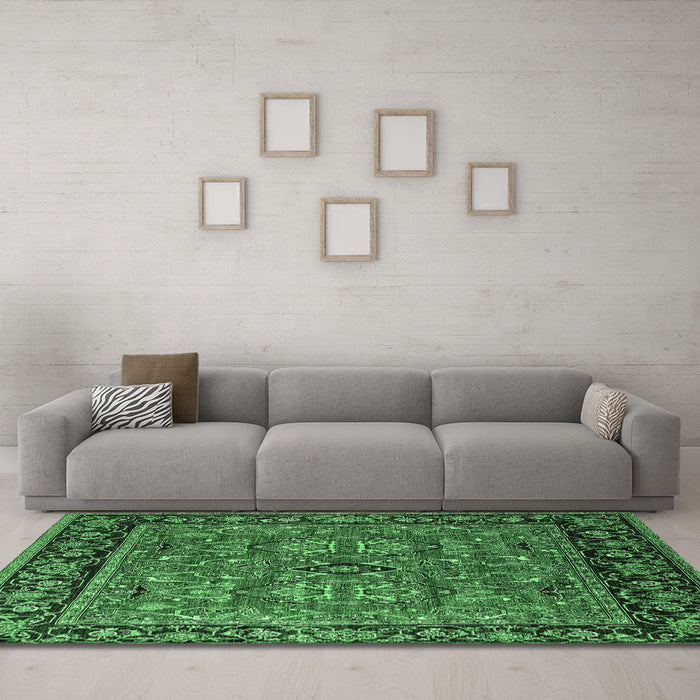 Machine Washable Oriental Emerald Green Industrial Area Rugs in a Living Room,, wshurb2384emgrn