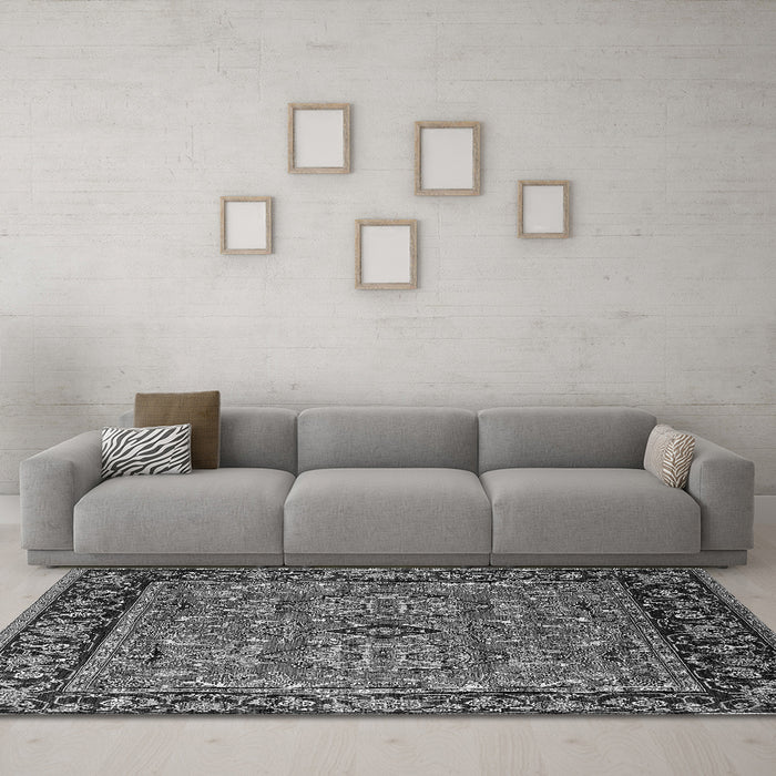 Machine Washable Oriental Gray Industrial Rug in a Living Room,, wshurb2384gry