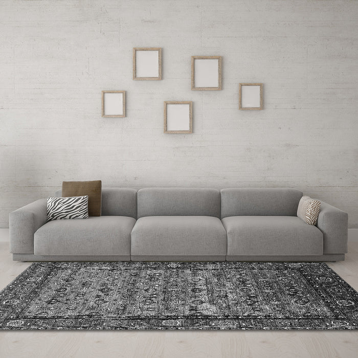 Machine Washable Oriental Gray Industrial Rug in a Living Room,, wshurb2389gry