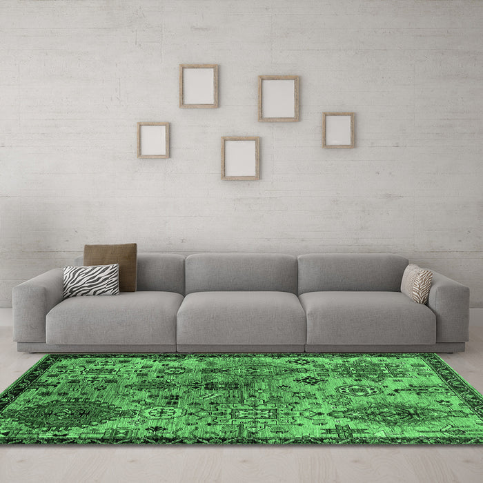 Machine Washable Oriental Emerald Green Industrial Area Rugs in a Living Room,, wshurb2390emgrn