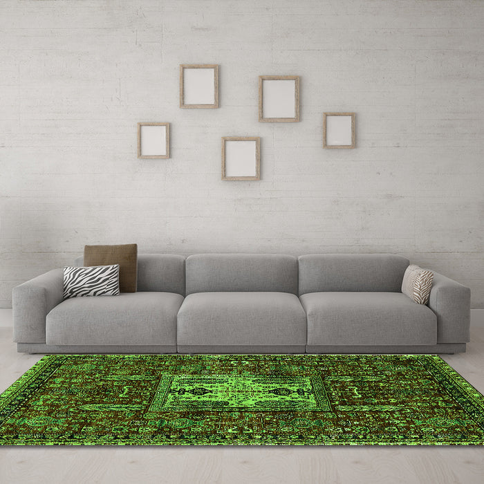 Machine Washable Oriental Green Industrial Area Rugs in a Living Room,, wshurb2393grn