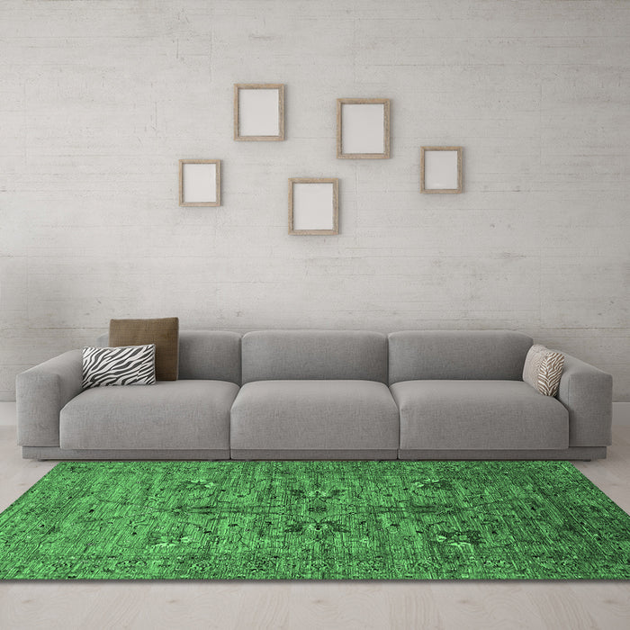 Machine Washable Oriental Emerald Green Industrial Area Rugs in a Living Room,, wshurb2400emgrn