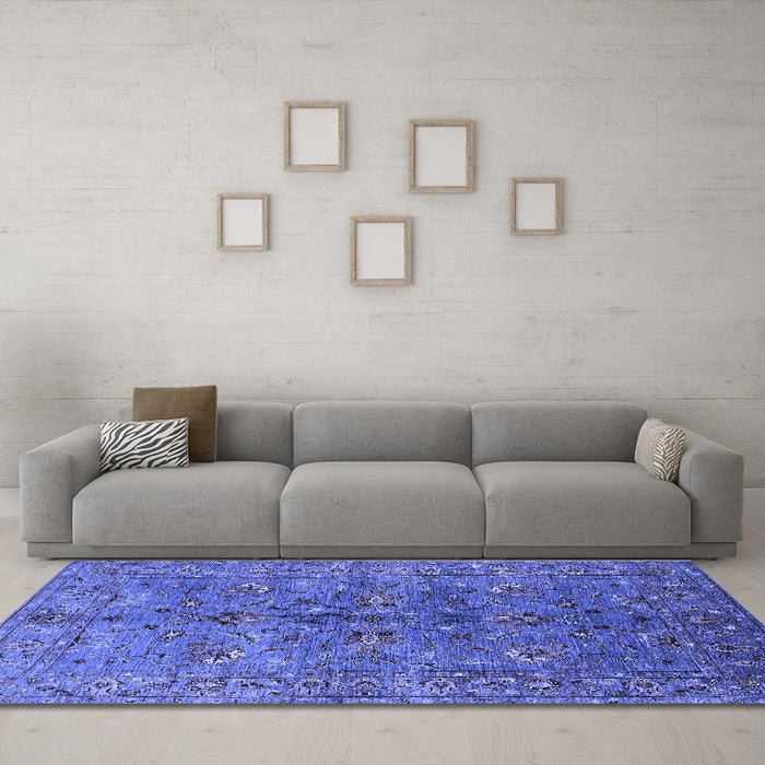 Machine Washable Oriental Blue Industrial Rug in a Living Room, wshurb2401blu